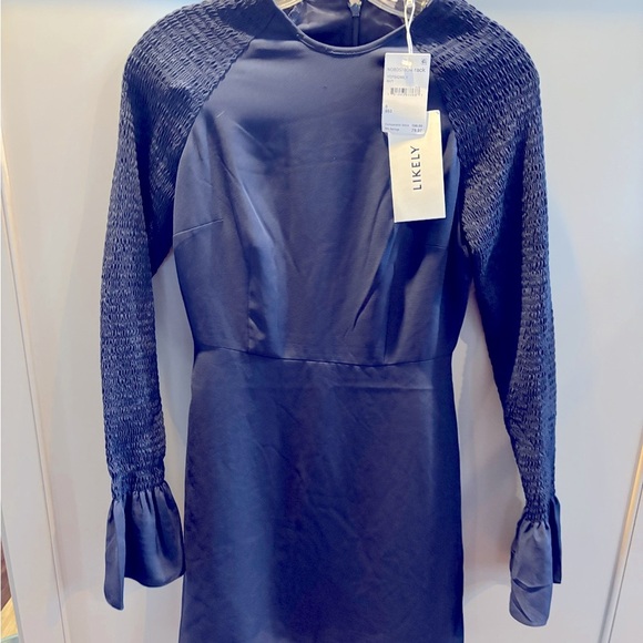NEW with tags! Likely Victoria Smocked Bell Sleeve Mini Dress size 0 - Picture 1 of 5